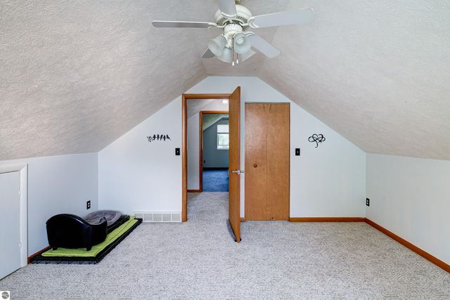 8224 S Schomberg Road, Cedar, MI 49621