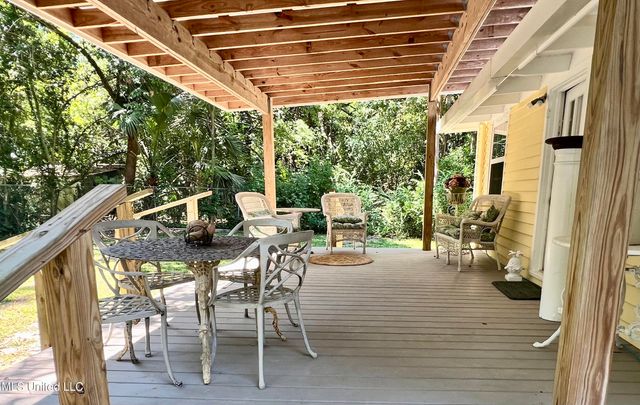 436 State Street, Bay Saint Louis, MS 39520