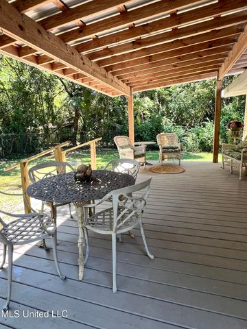 436 State Street, Bay Saint Louis, MS 39520