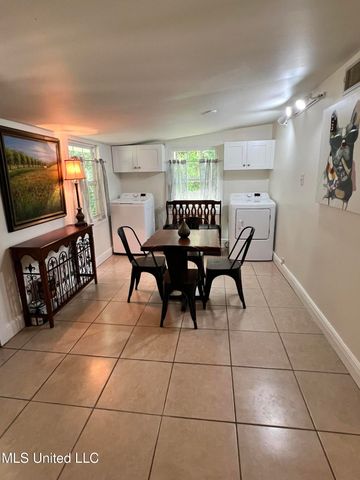 436 State Street, Bay Saint Louis, MS 39520