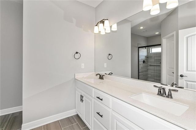 3315 NW 93rd Street, Kansas City, MO 64154