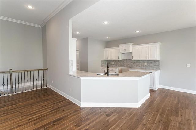 3315 NW 93rd Street, Kansas City, MO 64154