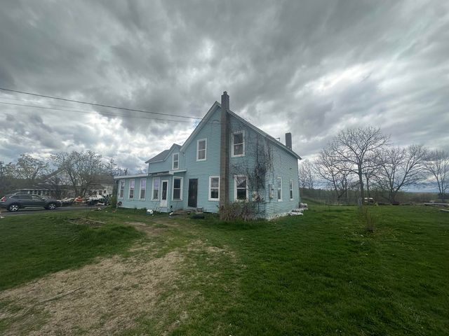 32 South Main Street, Whiting, VT 05778