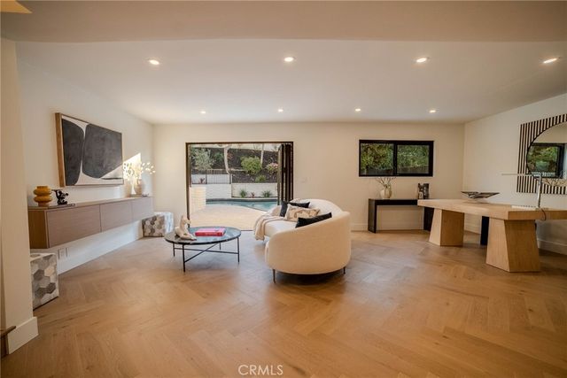 26582 Espalter, Mission Viejo, CA 92691