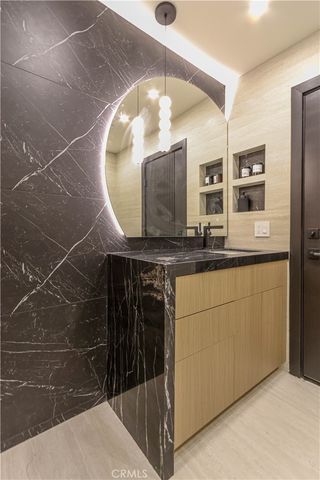 26582 Espalter, Mission Viejo, CA 92691