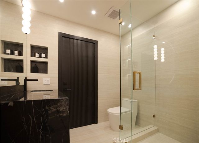 26582 Espalter, Mission Viejo, CA 92691