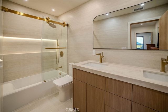 26582 Espalter, Mission Viejo, CA 92691