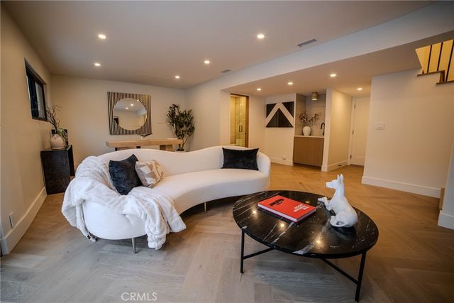 26582 Espalter, Mission Viejo, CA 92691