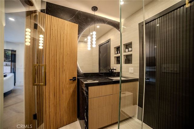 26582 Espalter, Mission Viejo, CA 92691