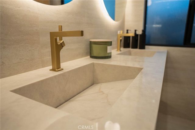 26582 Espalter, Mission Viejo, CA 92691