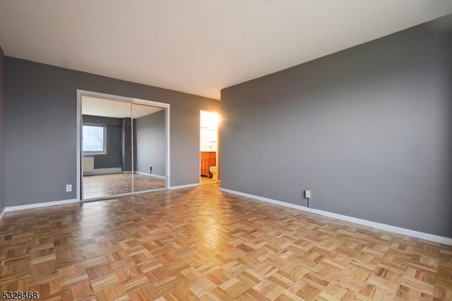 377 S Harrison St 5K, East Orange City, NJ 07018
