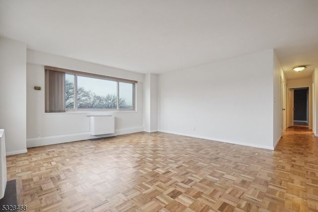 377 S Harrison St 5K, East Orange City, NJ 07018
