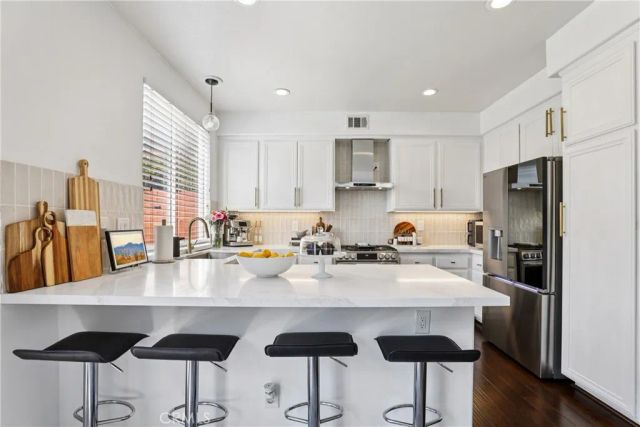 4460 Corte Arbusto, Camarillo, CA 93012