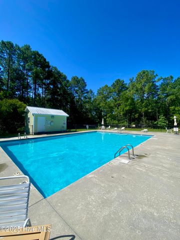 698 White Oak Crossing, Swansboro, NC 28584