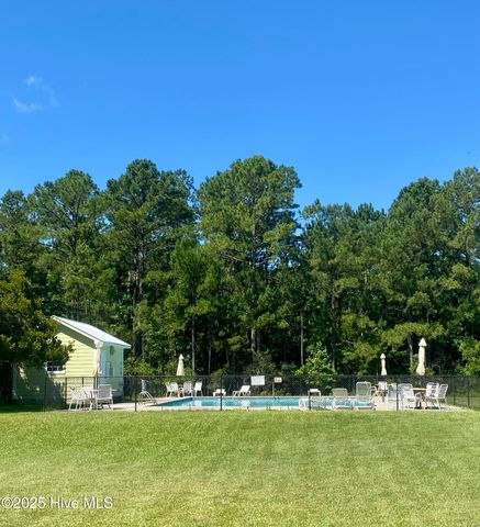 698 White Oak Crossing, Swansboro, NC 28584
