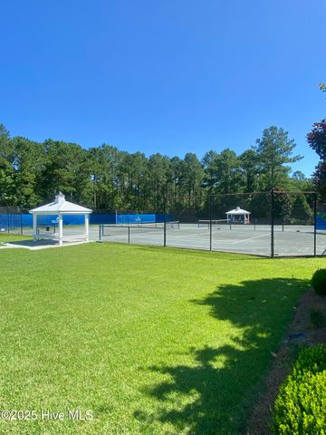 698 White Oak Crossing, Swansboro, NC 28584