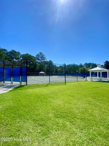 698 White Oak Crossing, Swansboro, NC 28584