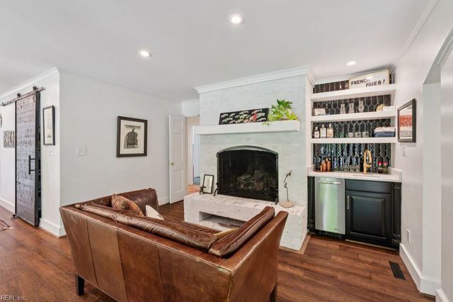 215 Museum PW, Newport News, VA 23606