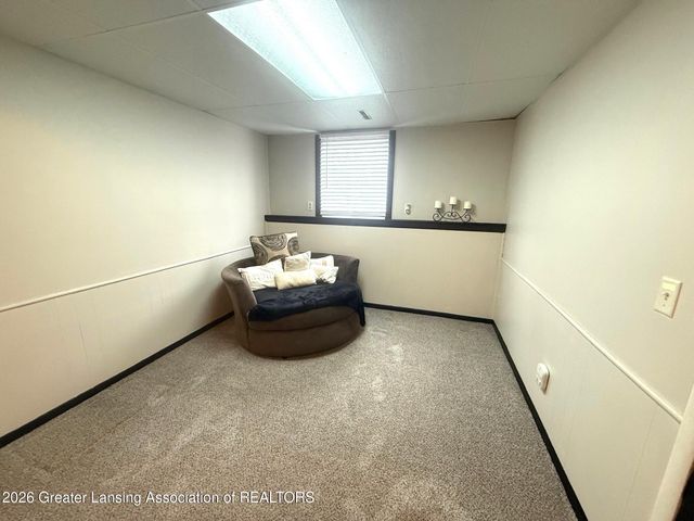 5267 Crocus Avenue, Lansing, MI 48911