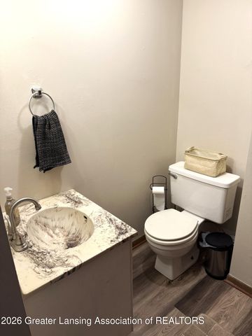 5267 Crocus Avenue, Lansing, MI 48911