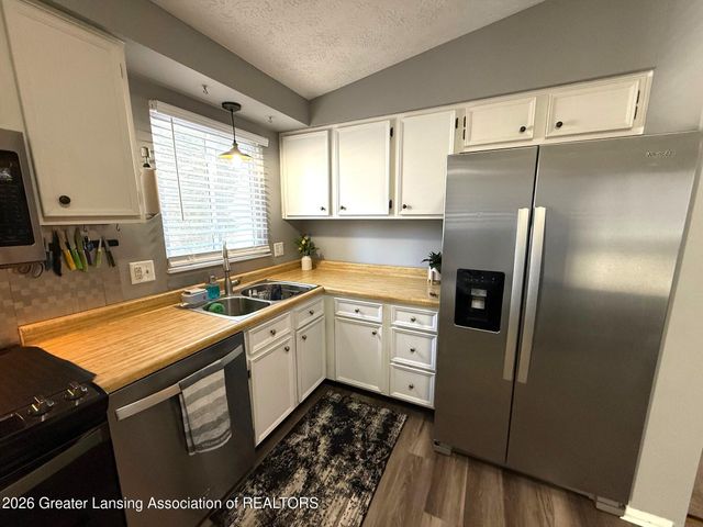 5267 Crocus Avenue, Lansing, MI 48911