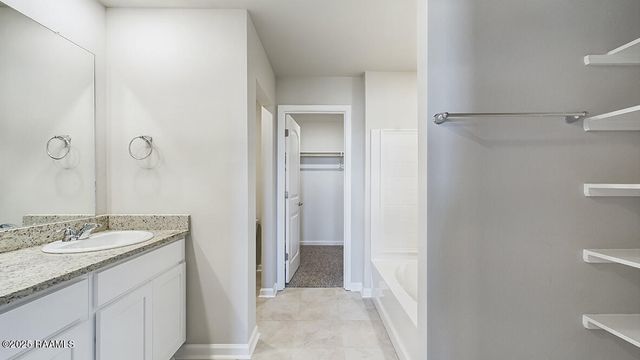 338 White Pine Drive, Lafayette, LA 70501