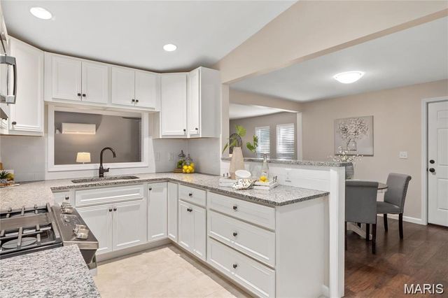 2715 Narraganset Drive, Florissant, MO 63033