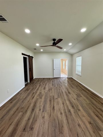 311 Milo Way, Royse City, TX 75189