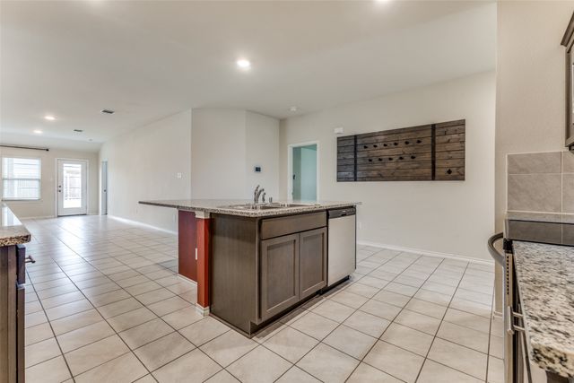 311 Milo Way, Royse City, TX 75189