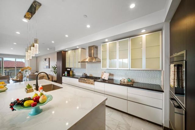 29 Montecito Avenue, Pacifica, CA 94044