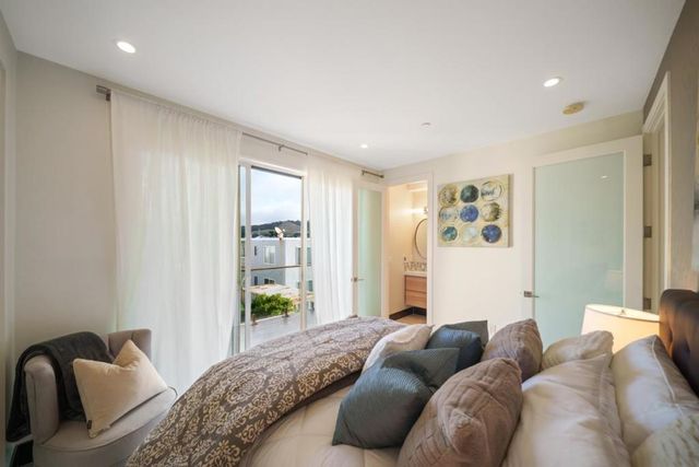 29 Montecito Avenue, Pacifica, CA 94044