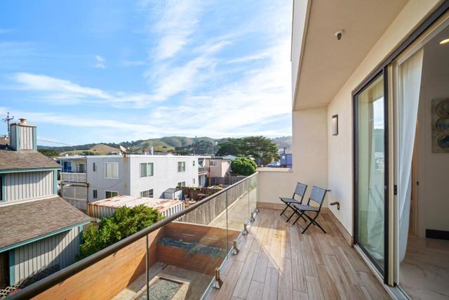 29 Montecito Avenue, Pacifica, CA 94044