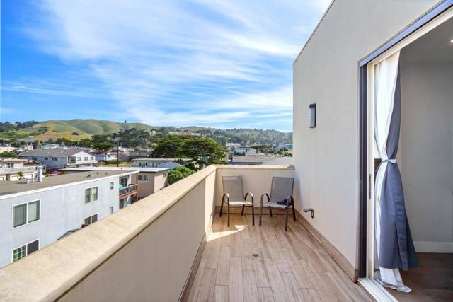 29 Montecito Avenue, Pacifica, CA 94044