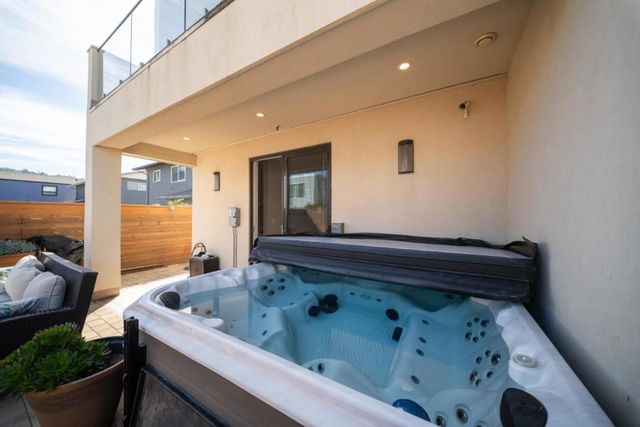 29 Montecito Avenue, Pacifica, CA 94044