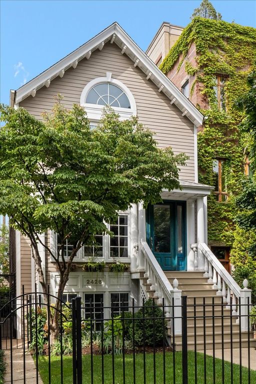 2426 N Burling Street, Chicago, IL 60614 — photo 2