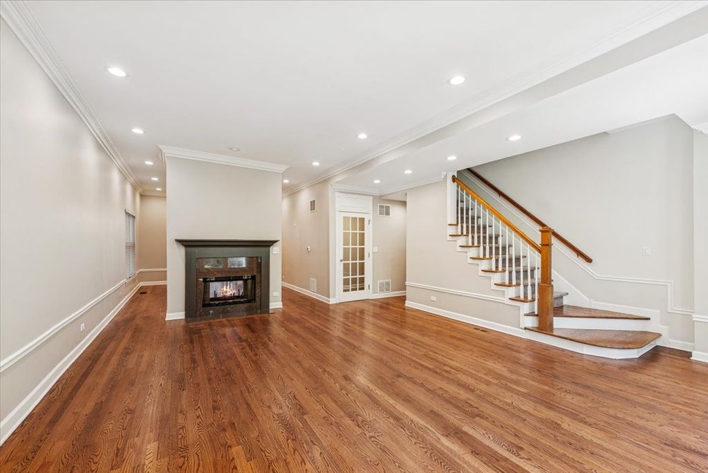 2426 N Burling Street, Chicago, IL 60614 — photo 3