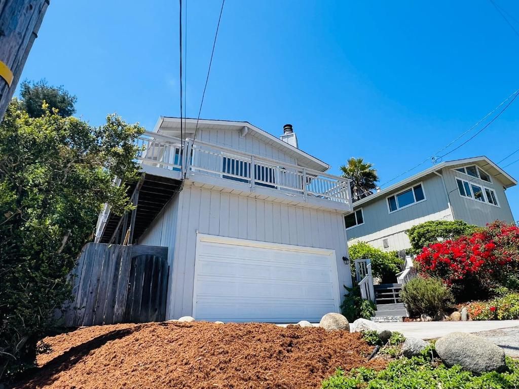 Image 2 of property listing at 3227 Putter Drive, Soquel, CA 95073