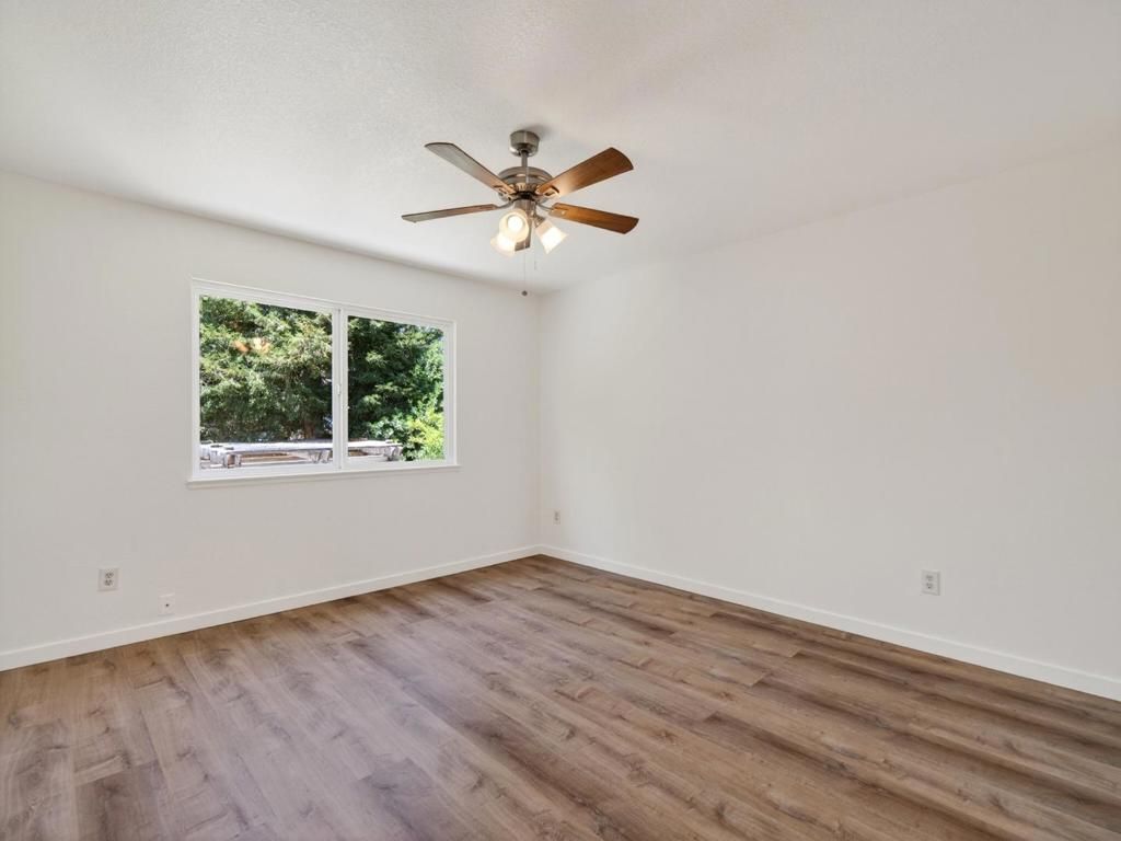 Image 20 of property listing at 3227 Putter Drive, Soquel, CA 95073