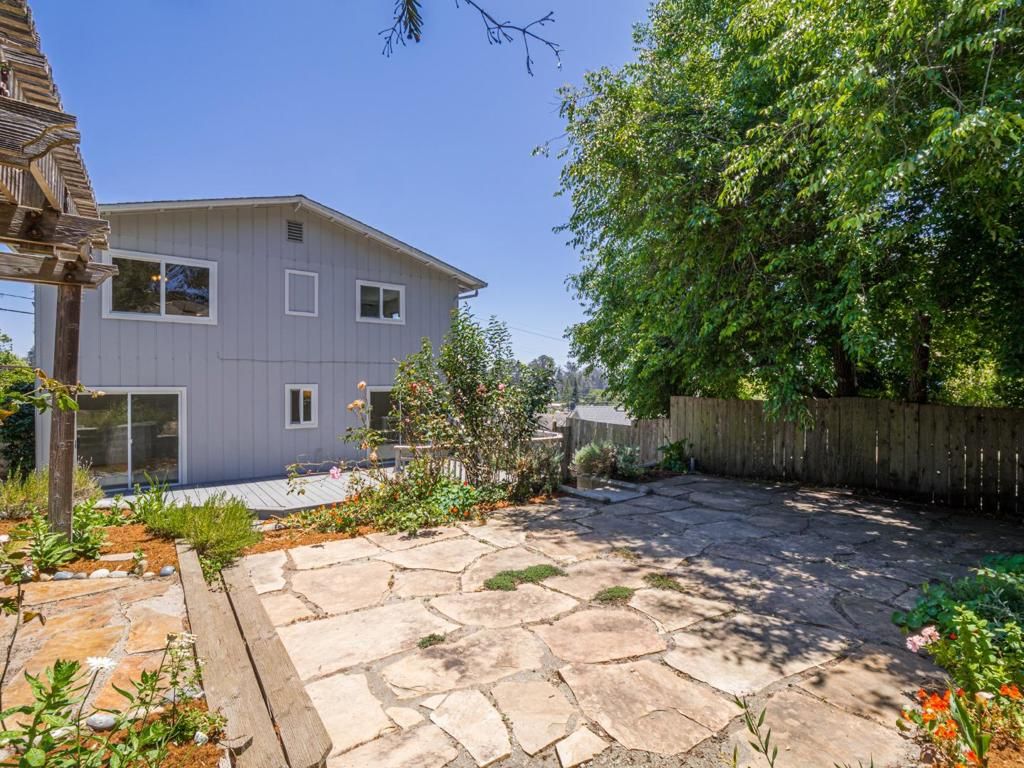Image 37 of property listing at 3227 Putter Drive, Soquel, CA 95073