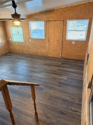 39032 OLA AVENUE, Zephyrhills, FL 33542