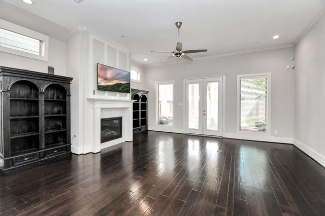 239 W 27th Street, Houston, TX 77008