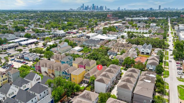 239 W 27th Street, Houston, TX 77008