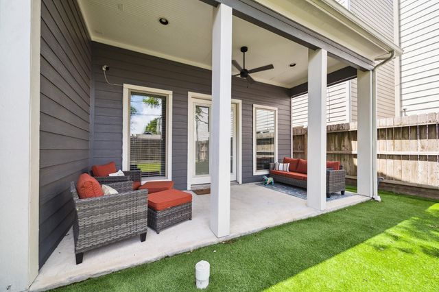 239 W 27th Street, Houston, TX 77008