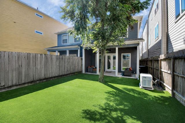 239 W 27th Street, Houston, TX 77008