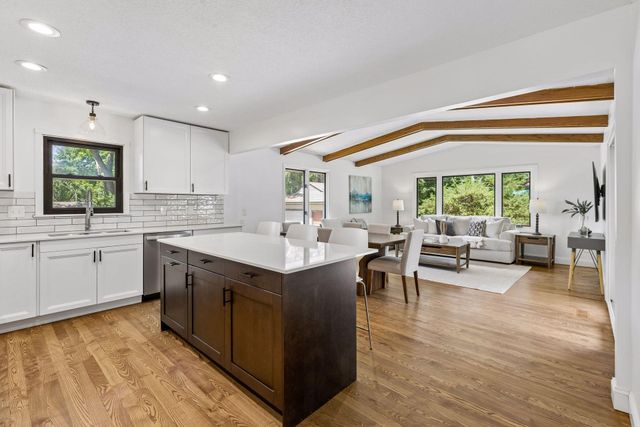 16170 Westgate Lane, Eden Prairie, MN 55344