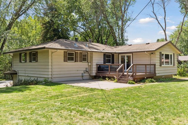 16170 Westgate Lane, Eden Prairie, MN 55344