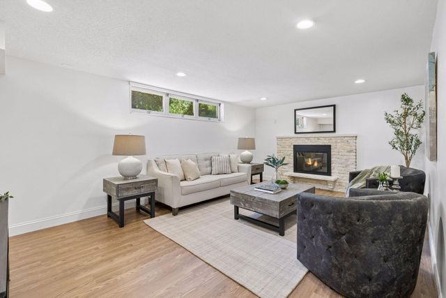 16170 Westgate Lane, Eden Prairie, MN 55344