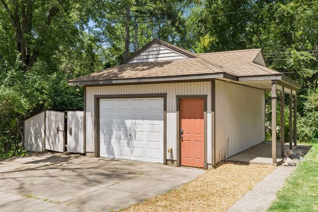 16170 Westgate Lane, Eden Prairie, MN 55344