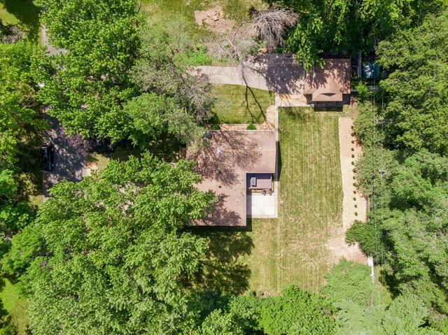 16170 Westgate Lane, Eden Prairie, MN 55344