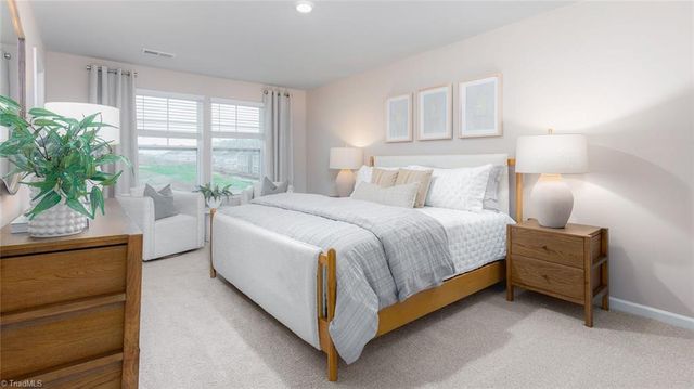 1660 Hallview Court, Kernersville, NC 27284